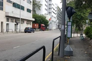 129 Lok Yip Rd 20231109.jpg (916 KB) 西行站景,後方可見東行站(2023年11月)