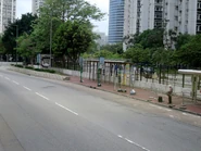 Lynwood Court TKR2 20170602.jpg (649 KB) 後端站景(2017年6月)