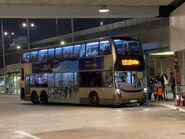 249M線用車在青衣站上客