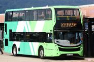 嶼巴3M線使用Enviro400 Euro V行走