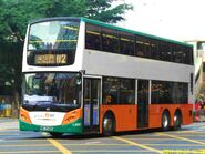 新巴於2008年2月起派出Enviro500（55XX）行走112線