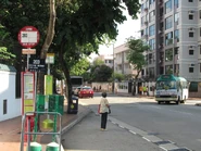 又一村花園巴士站