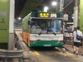595