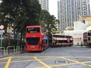 1D8892D3-AD39-4653-95EE-91CE87F257A2.jpeg (3.04 MB) E6X1-19、27-28這批巴士的車尾(圖為E6X7/WG9863)