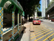 寧峰苑外的東行專綫小巴站（2022年12月）