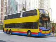 自從Enviro500 MMC（8320-8546／6300-6497／6501-6588）大量出牌以後，現時絕大部分城巴（專營）路線均為曬命線。圖為其中一輛Enviro500 MMC 12.8米（6466／WK7473）行走城巴20線。