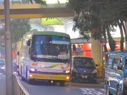 NR908 JU7800.jpg (370 KB) NR908線回程班次在聯合鹿島大廈上客(2013年1月)