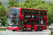 屯門車廠（元朗分廠）（U）則主要以「城市脈搏」版本的Enviro500 MMC行走，圖為ATENU1346