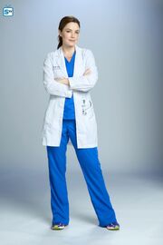 Erica-Durance-as-Dr-Alex-Reid-Saving-Hope-2015 FULL