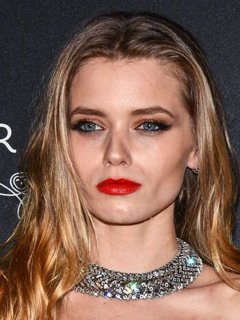 Abbey Lee | Horizon Wiki | Fandom