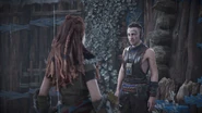 Teb talking to Aloy.