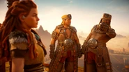 Odund talking to Aloy.