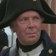 Colin MacLachlan as sailing master Bowles