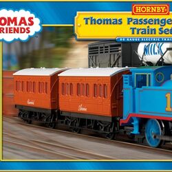 Hornby thomas passenger and goods train set hot sale