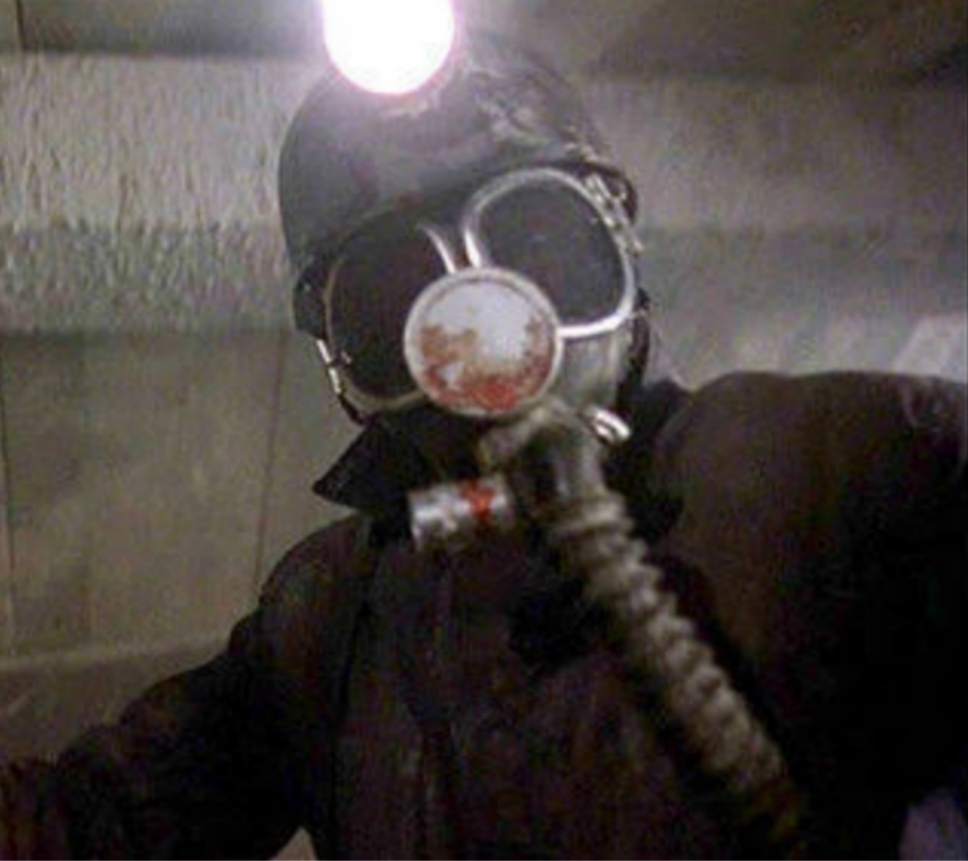 Harry warden. My Bloody Valentine 1981 Гарри Уорден. Противогаз Гарри Уордена. Мой Кровавый Валентин 1981 Аксель.