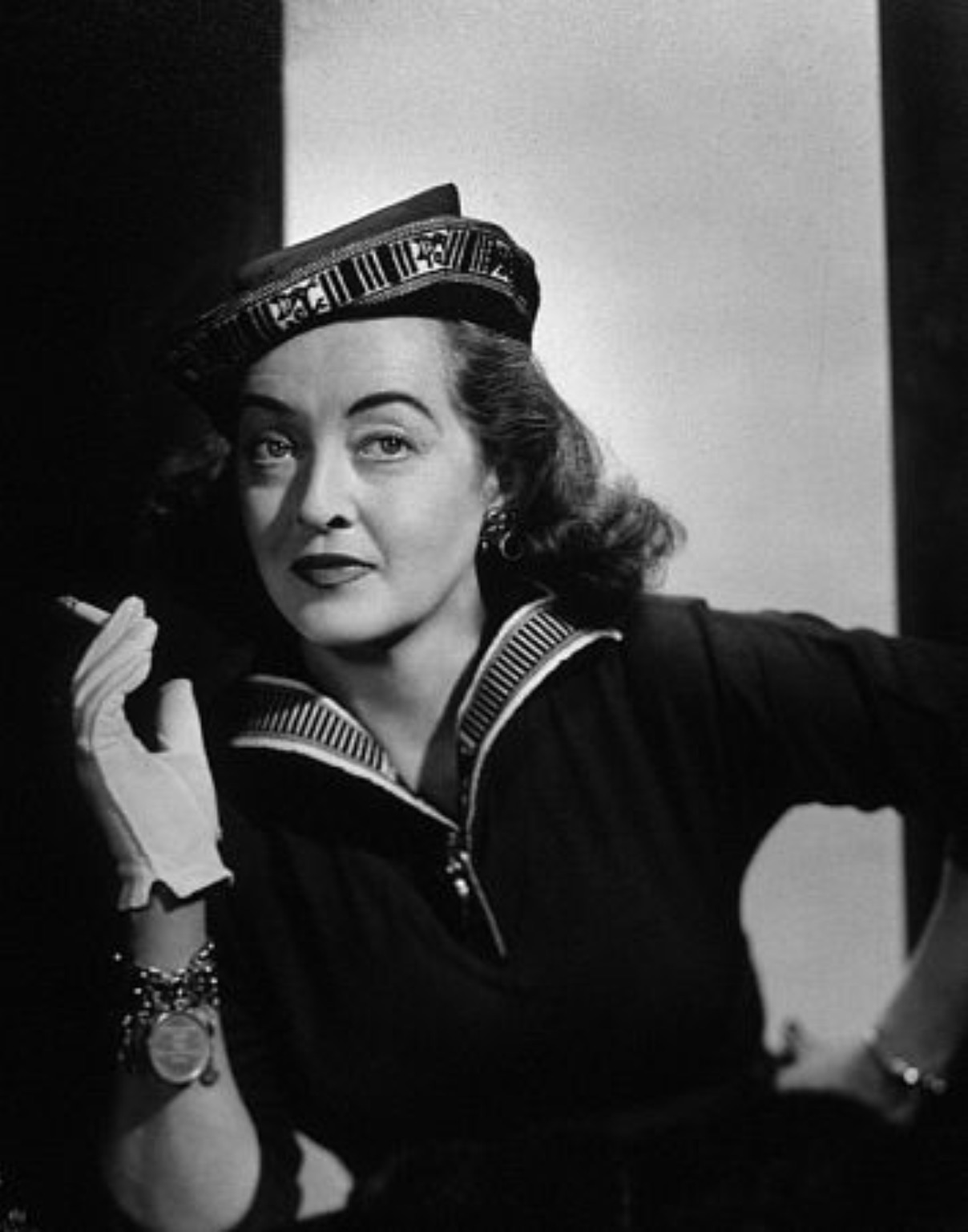 Bette Davis – Wikipédia, a enciclopédia livre