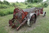 232371-850x567-manure-spreader