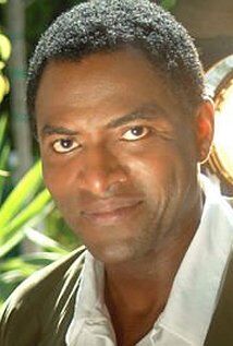 Carl Lumbly.jpg