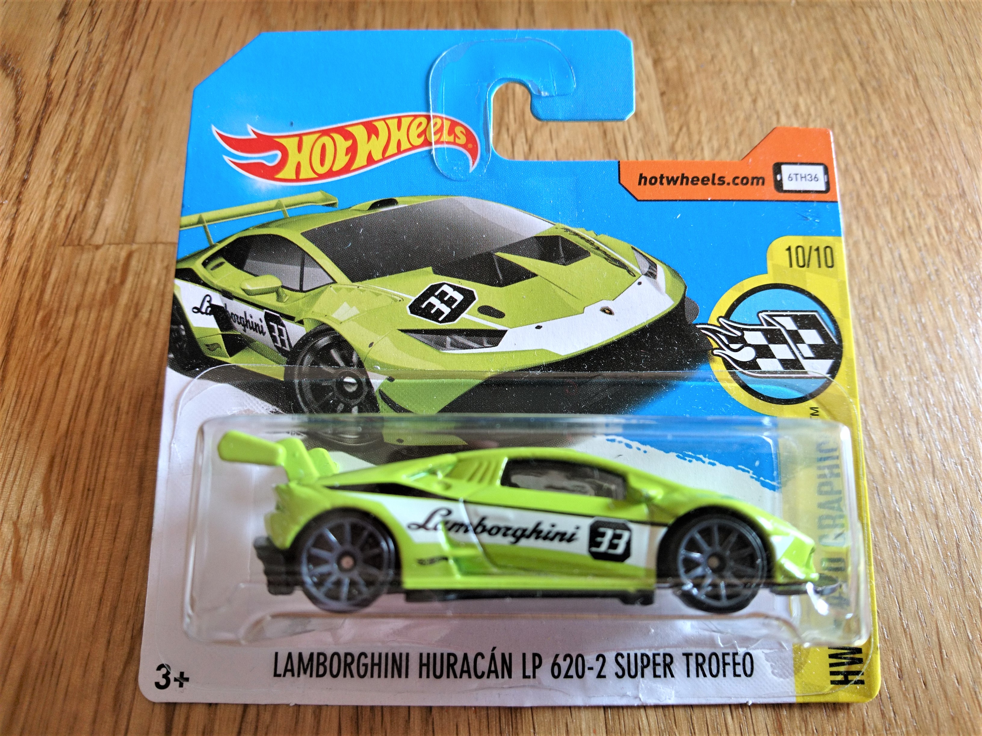 Green 2017 Hot Wheels WG2 Lamborghini Huracan LP 620-2 Super Trofeo #319 