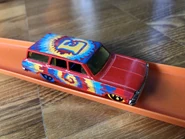 2019 HW Art Cars (2nd Color) on track