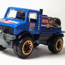 Hot Wheels Mercedes Benz Unimog 1300 HW Hot Trucks 4//10 1:64 7//250 2019 Mattel