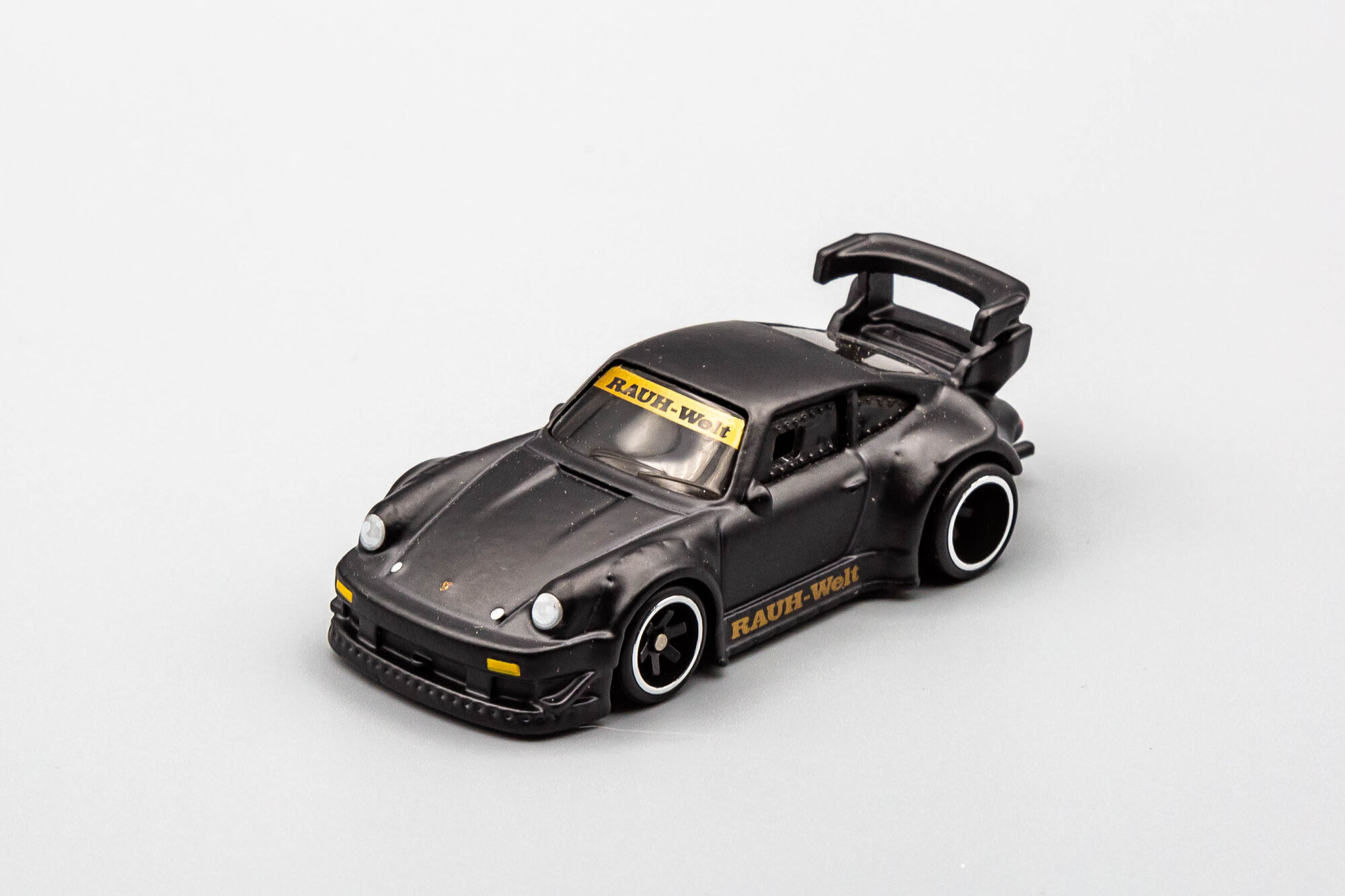 Hot Wheels Porsche 930 RWB Red Spectra Gold Custom Hot Wheels Porsche 930 RWB Red Spectra Gold Custom