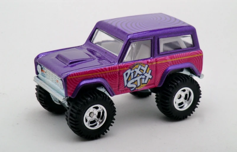 2017 '67 Ford Bronco (Metalflake Purple)
