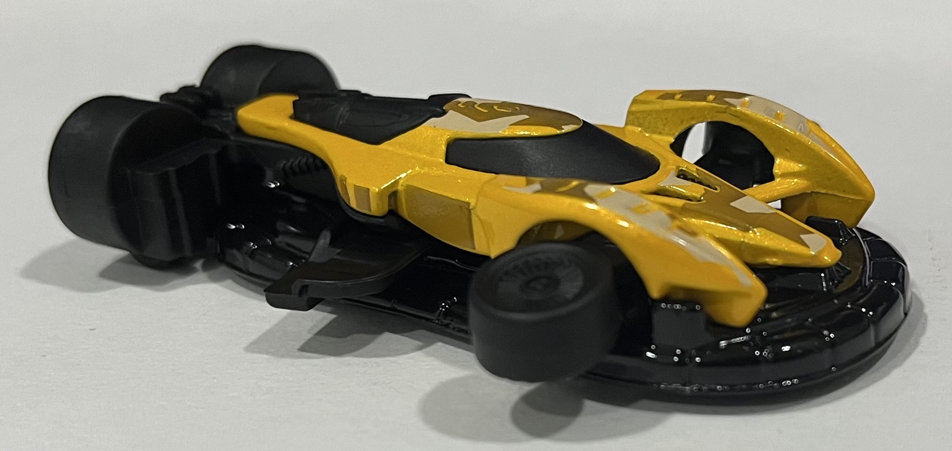 Mattel Hot Wheels Fast & Furious Spy Racers Hyperfin
