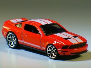 07 shelby gt500 hot wheels