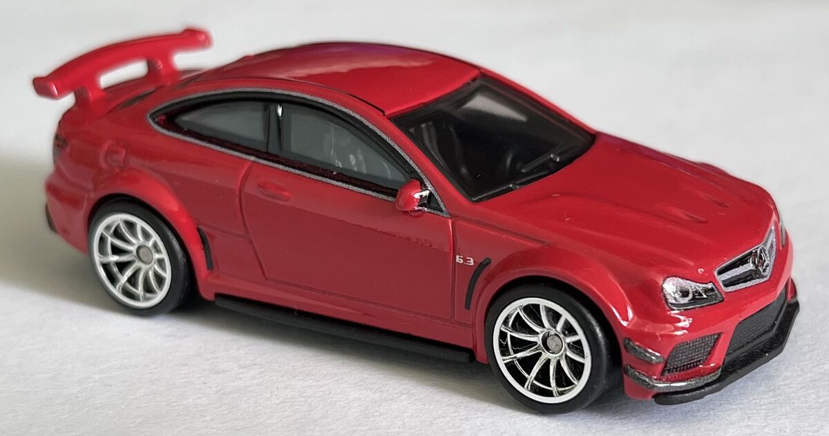 12 Mercedes-Benz C 63 AMG Coupe Black Series | Hot Wheels