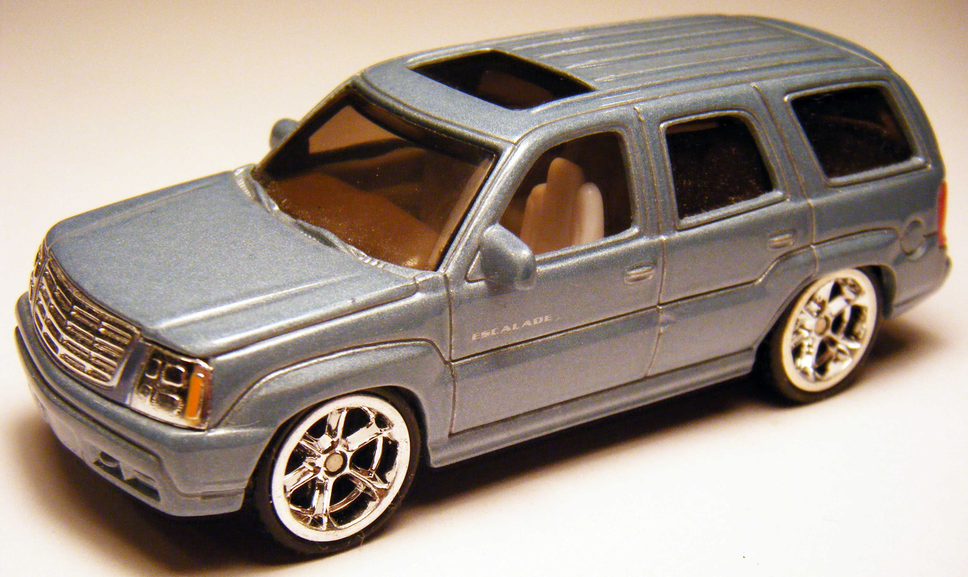 Cadillac Escalade (2004) | Hot Wheels Wiki | Fandom