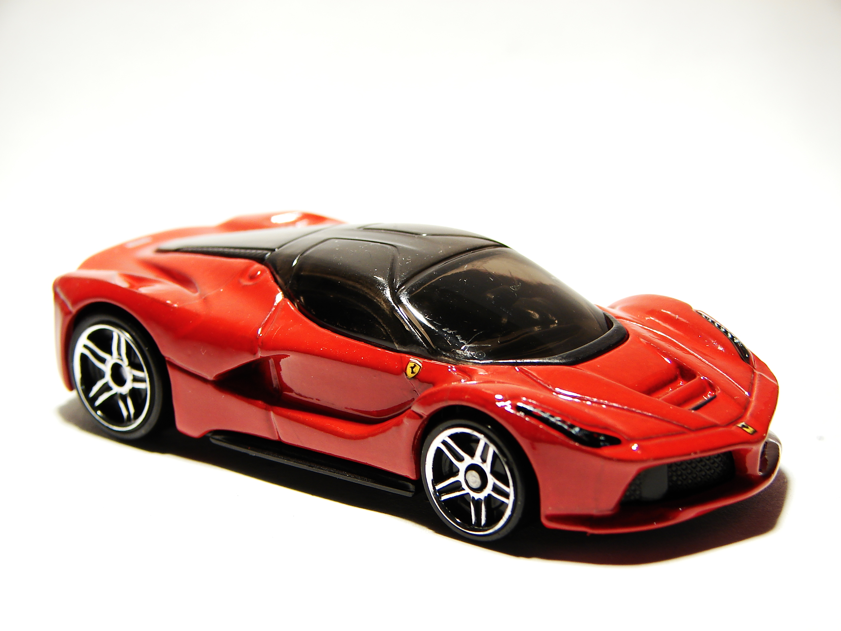 hot wheels laferrari