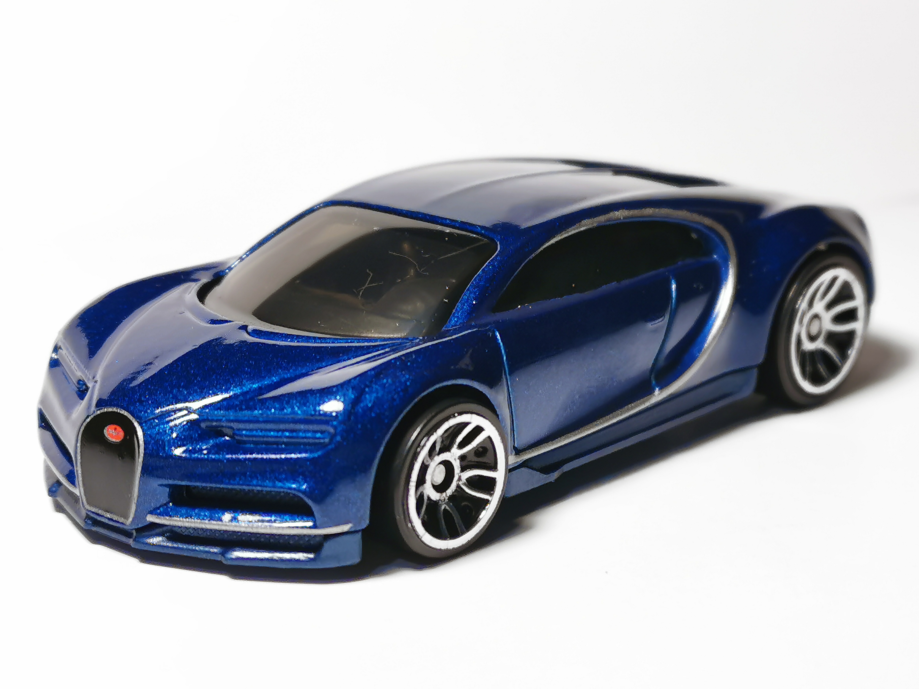  Hot Wheels Premium Car Culture Exotic Envy #4/5 '16 Bugatti  Chiron (Blue/Black) : Toys & Games