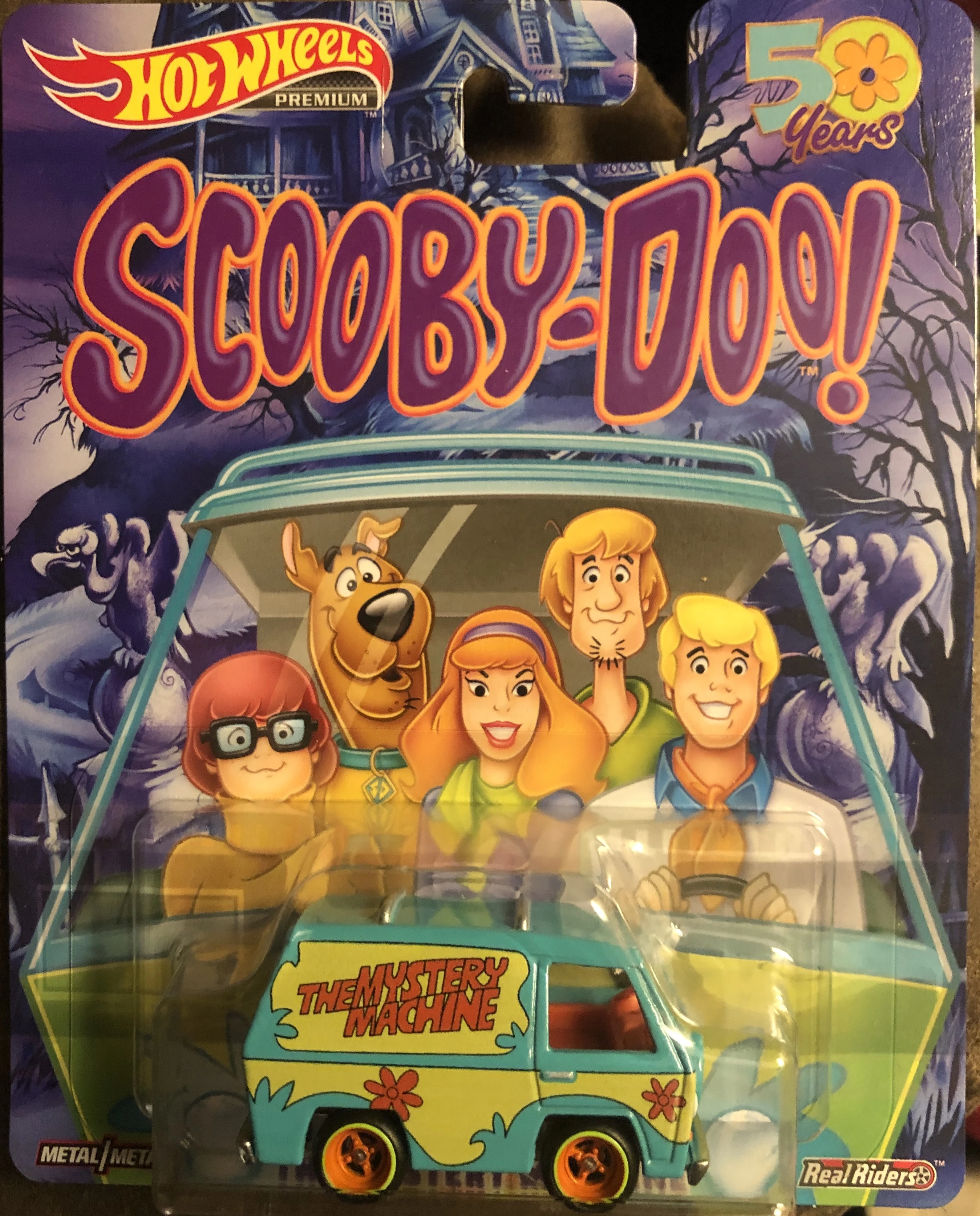 Hot Wheels ミステリー・マシン ( スクゥービー・ドゥー！) Amazon.com: Hot Wheels Racer Verse Toy Vehicle Scooby-Doo