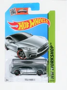 013c,TeslaModelS,Gray.jpg (2.02 MB) Tesla Model S, 2015 Silver. Long Card, without "New for 2017" version.