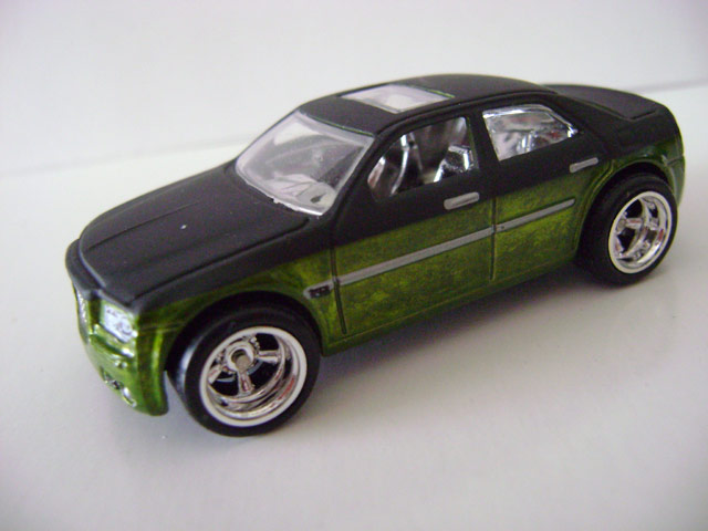 hot wheels treasure hunt chrysler 300c