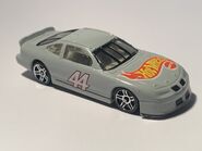 Mainline Wheels on a 44 Test car (wheelswap)