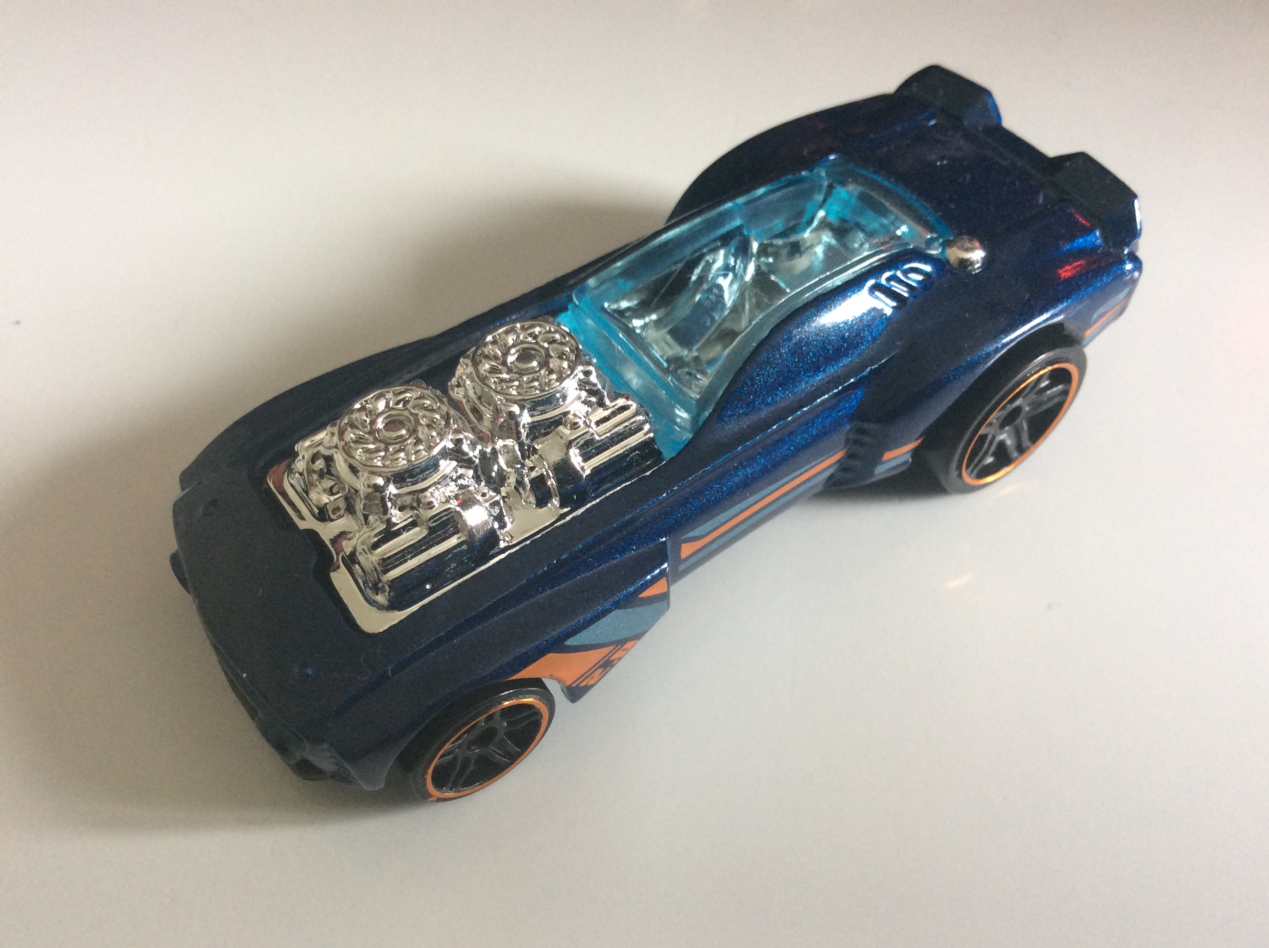 Hot Wheels Muscle Mania: Rodger Dodger 2.0 (FYF88)