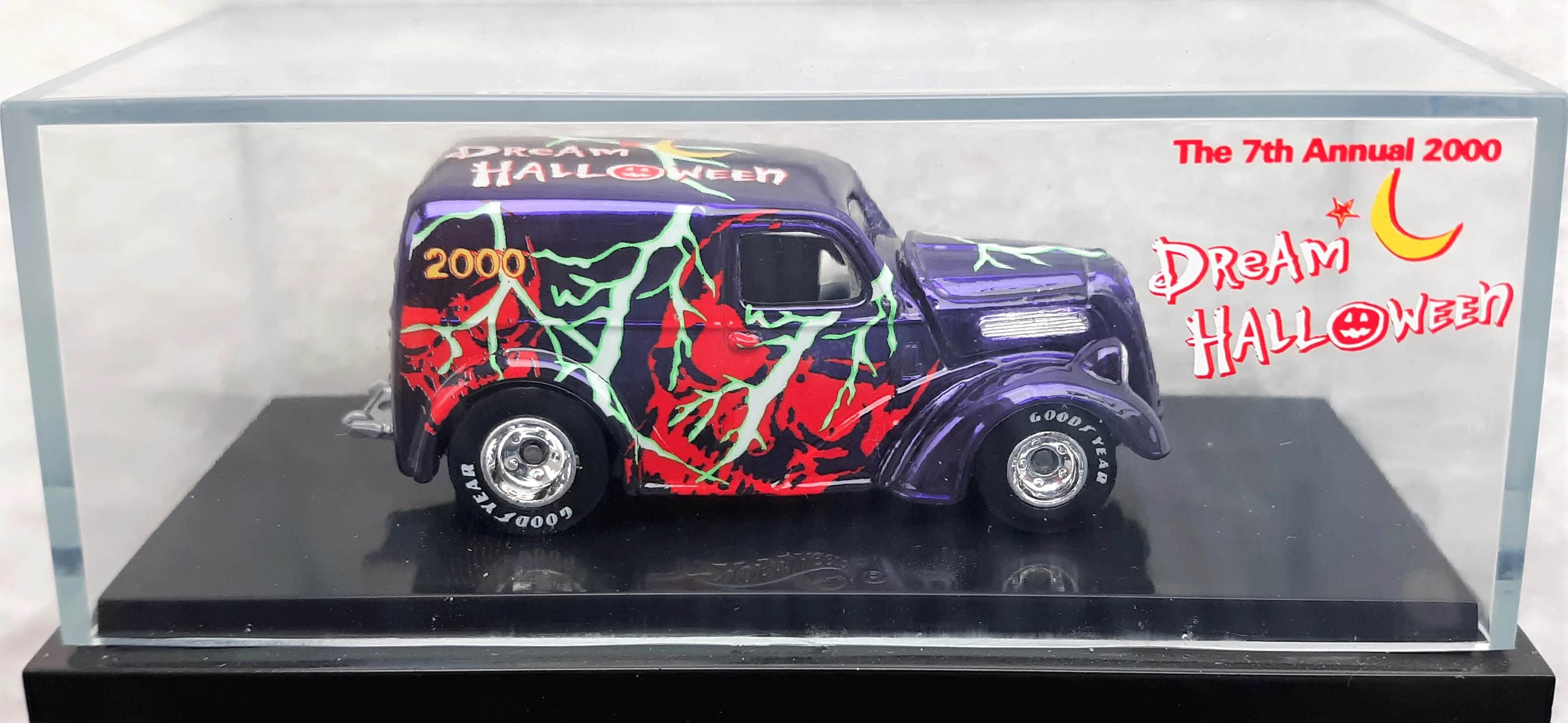 2000 Anglia Panel Truck (White)
