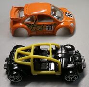 The 2009 Volkswagen 5-Pack New Beetle Cup separated.