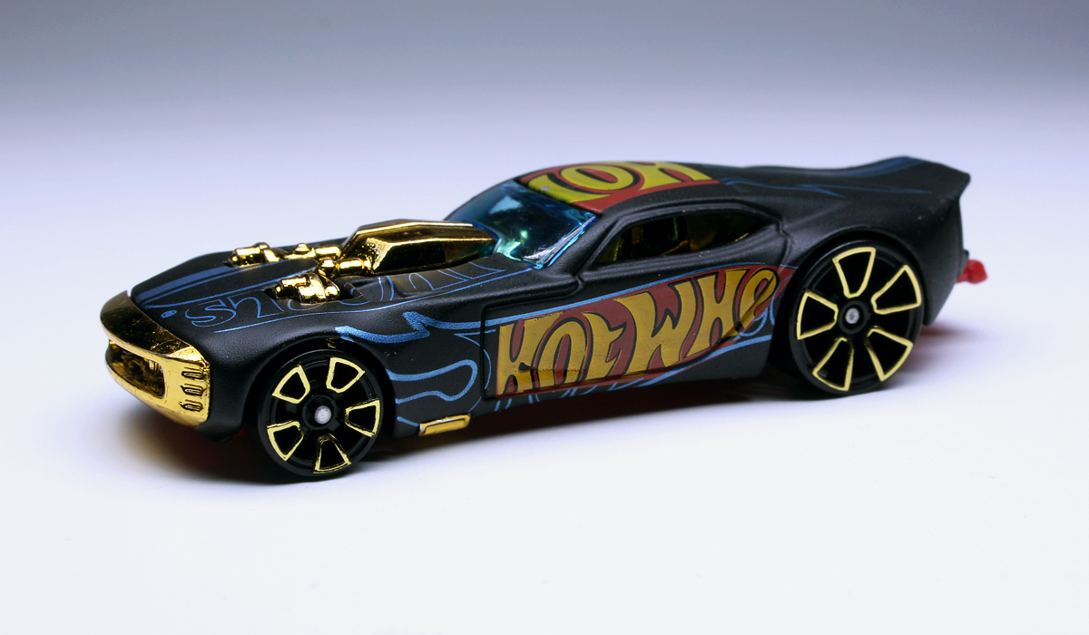 Hot wheels 2011 nitro doorslammer track stars.