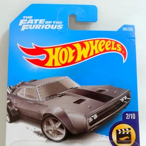 hot wheels dom's charger