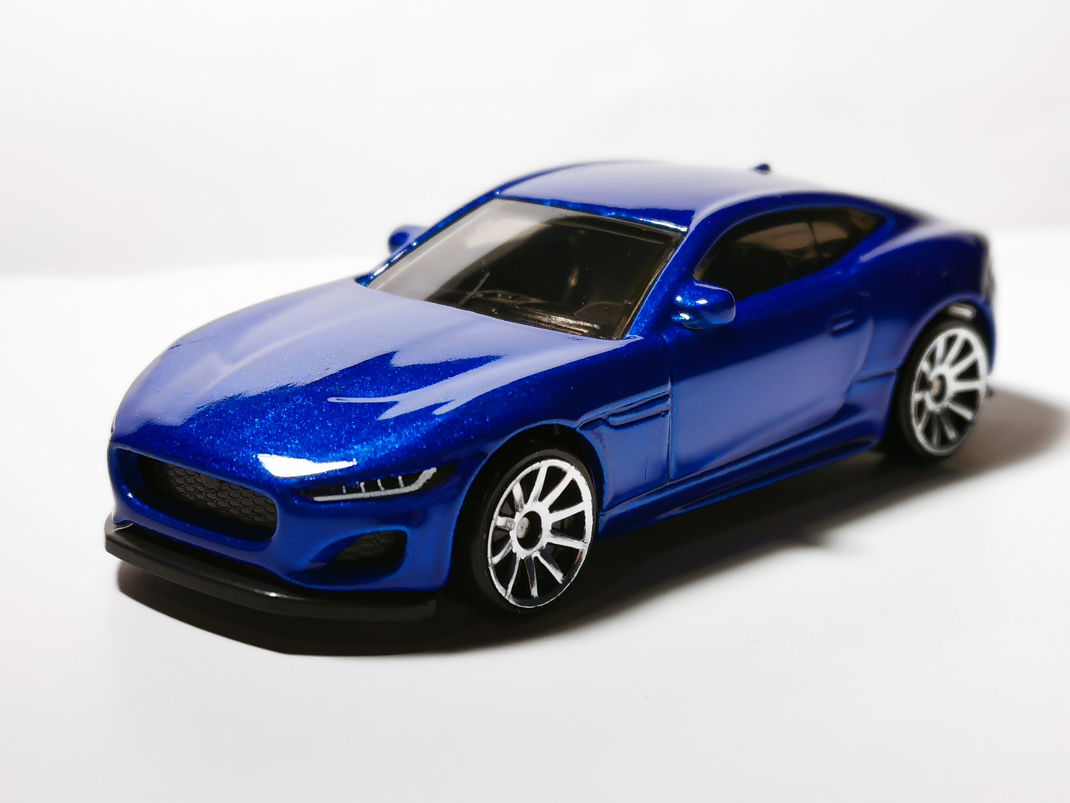 Hot wheels jaguar f type best sale