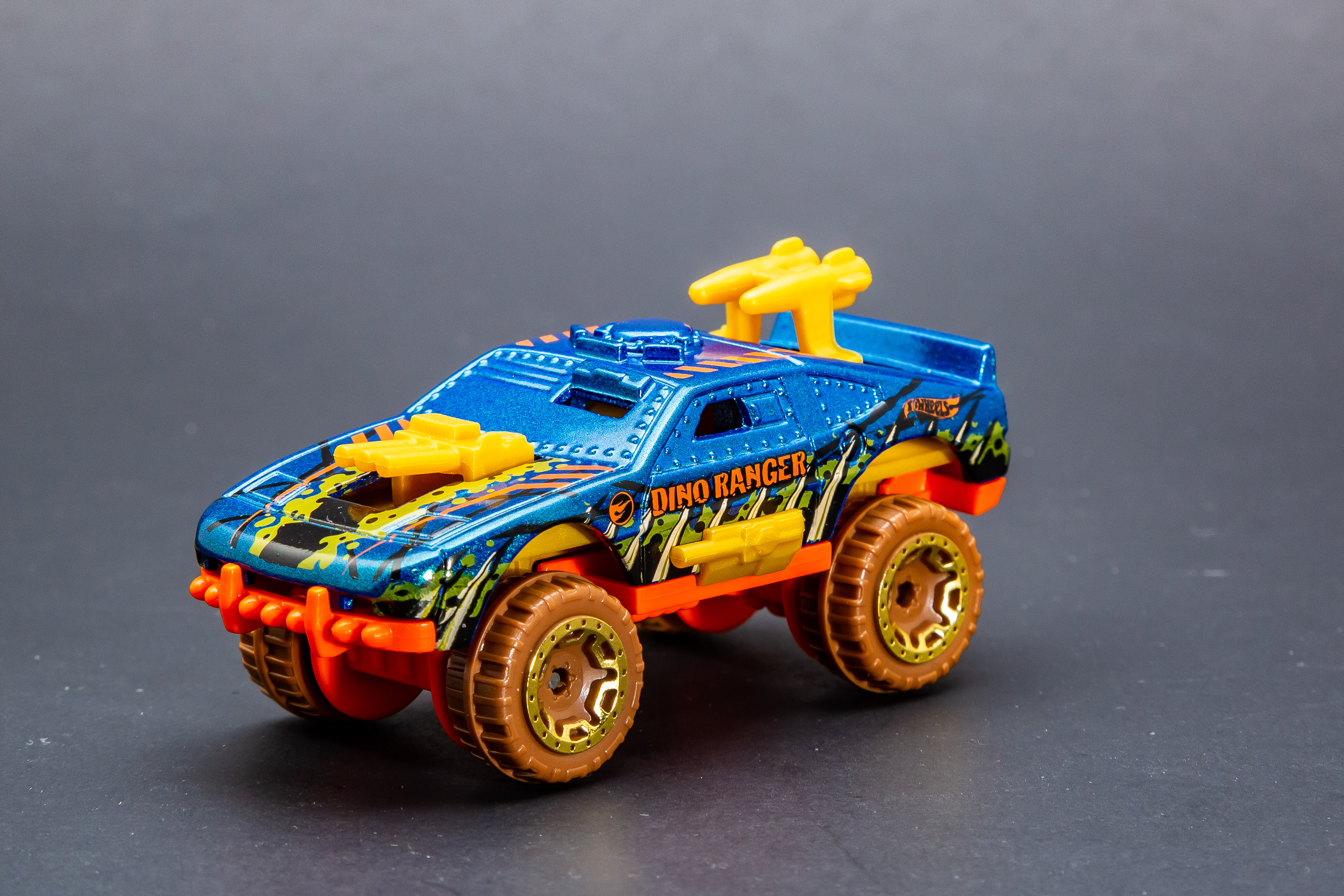 Hot wheels 2019 e case hot sale treasure hunt