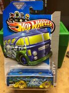 HW City Surfin' School Bus