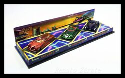 Amazon.com: Hot Wheels ED NEWTON'S LOWBOYZ TRICLOPS