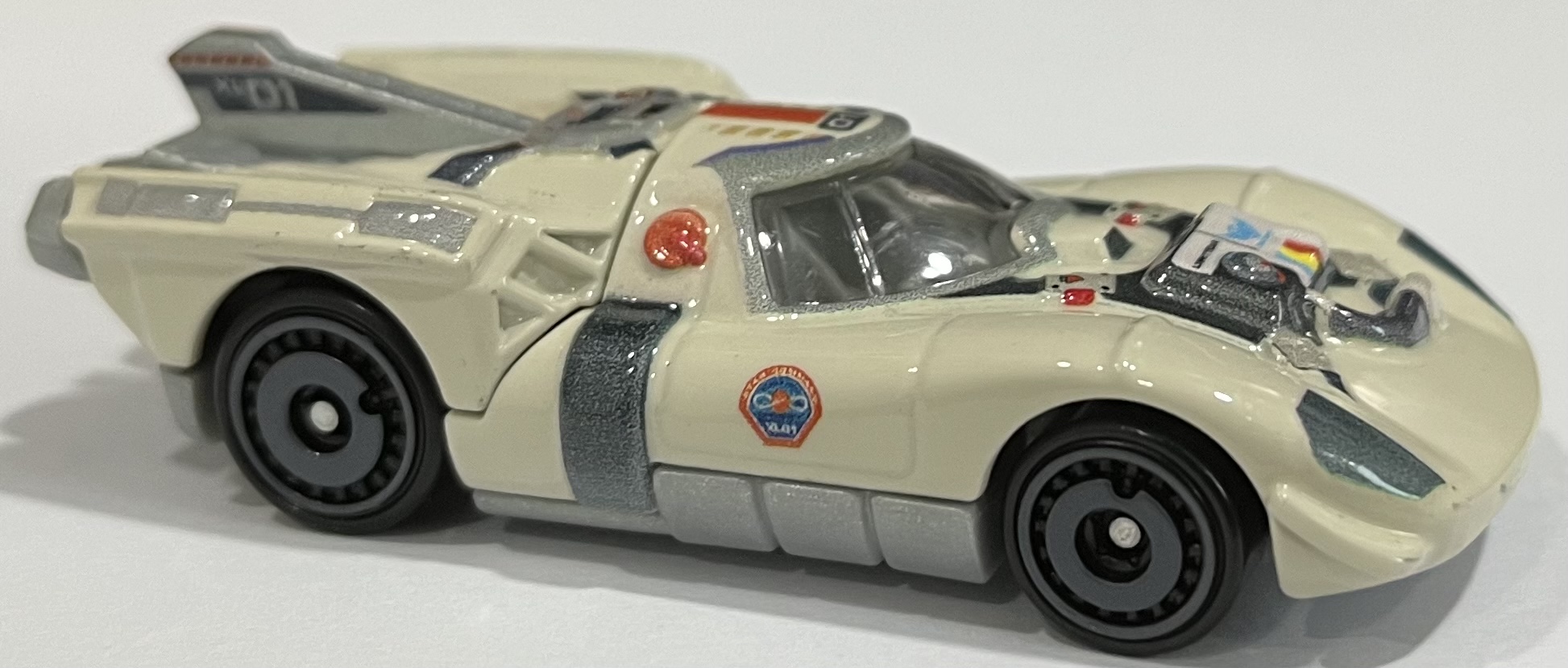 https://static.wikia.nocookie.net/hotwheels/images/3/35/XL-01Buzz.jpg/revision/latest?cb=20220816105648