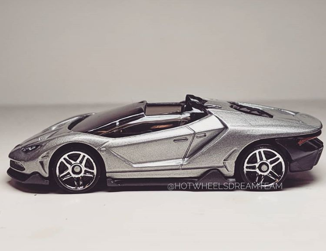 hot wheels lamborghini centenario