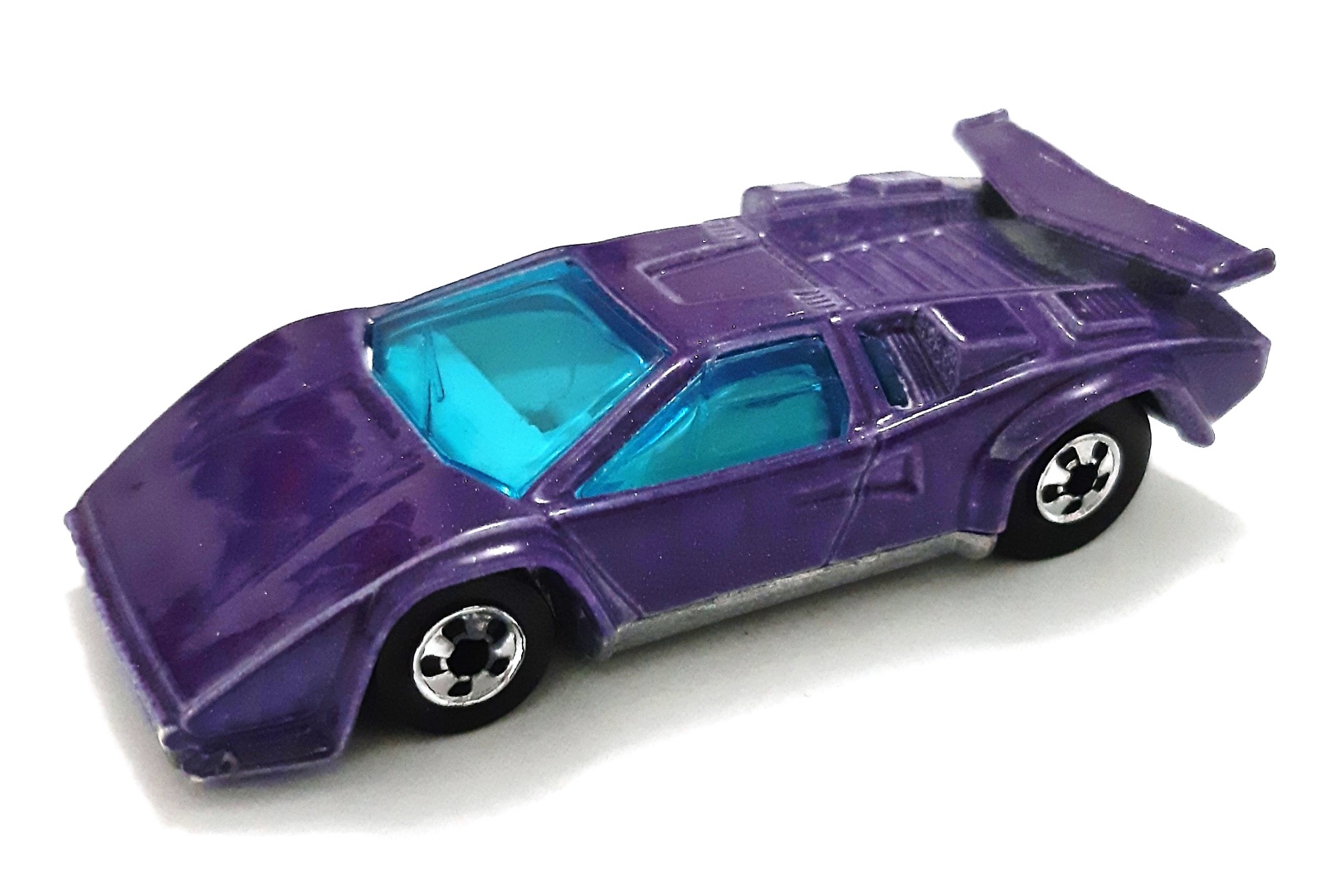 hot wheels lamborghini countach