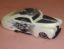 TAIL DRAGGER【2007 HOLIDAY RODS】 展示中 in Museum of